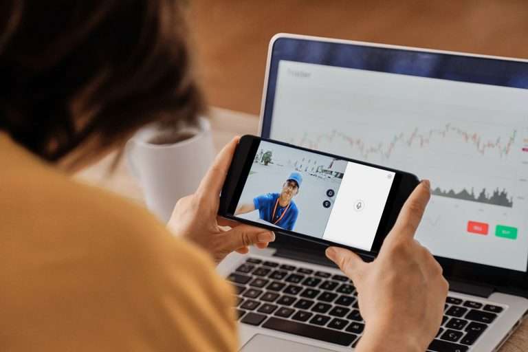 Woman talking to security Spot 2 way camius view app